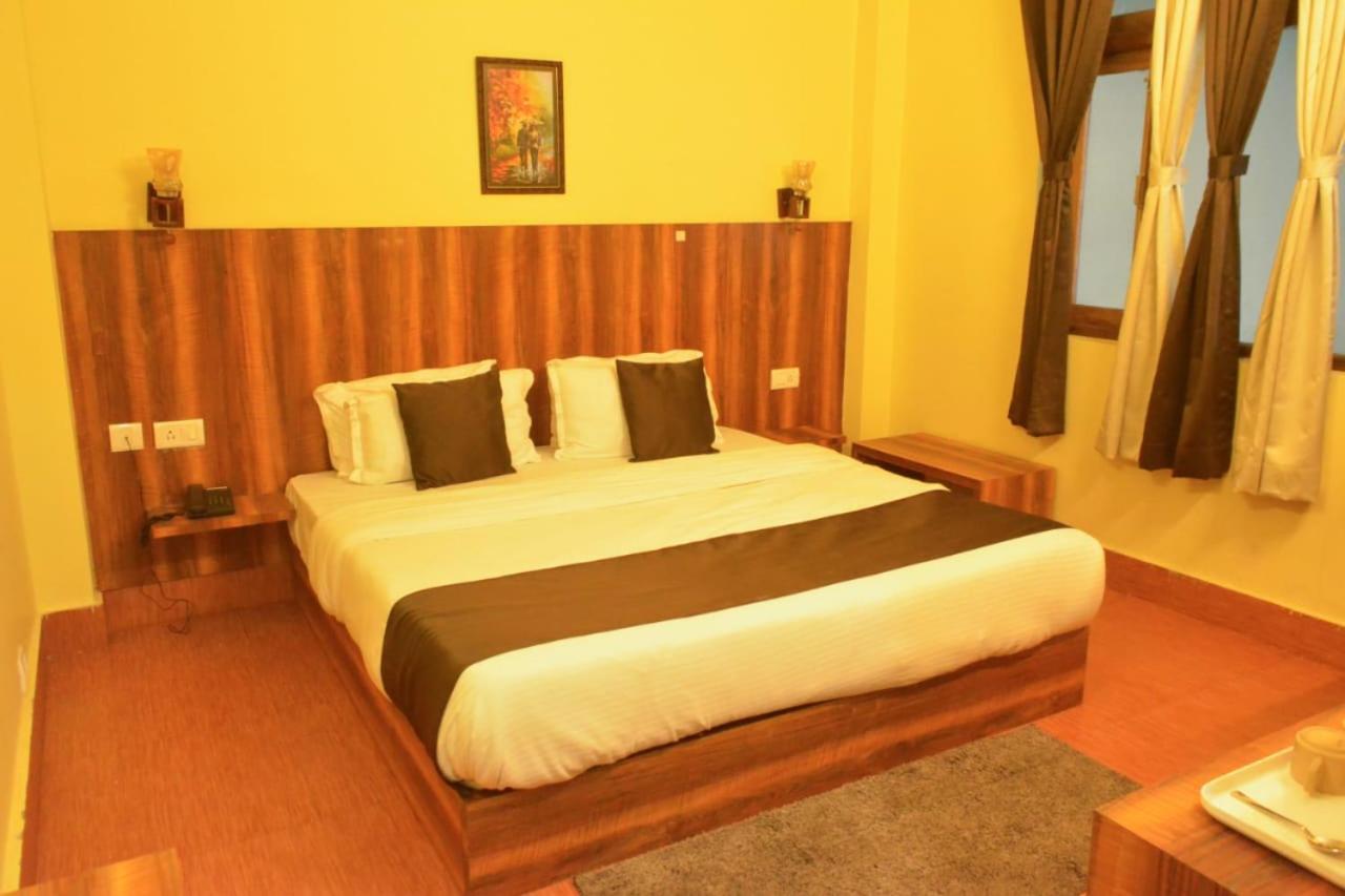 Aurora Gangtok Hotel Exterior photo